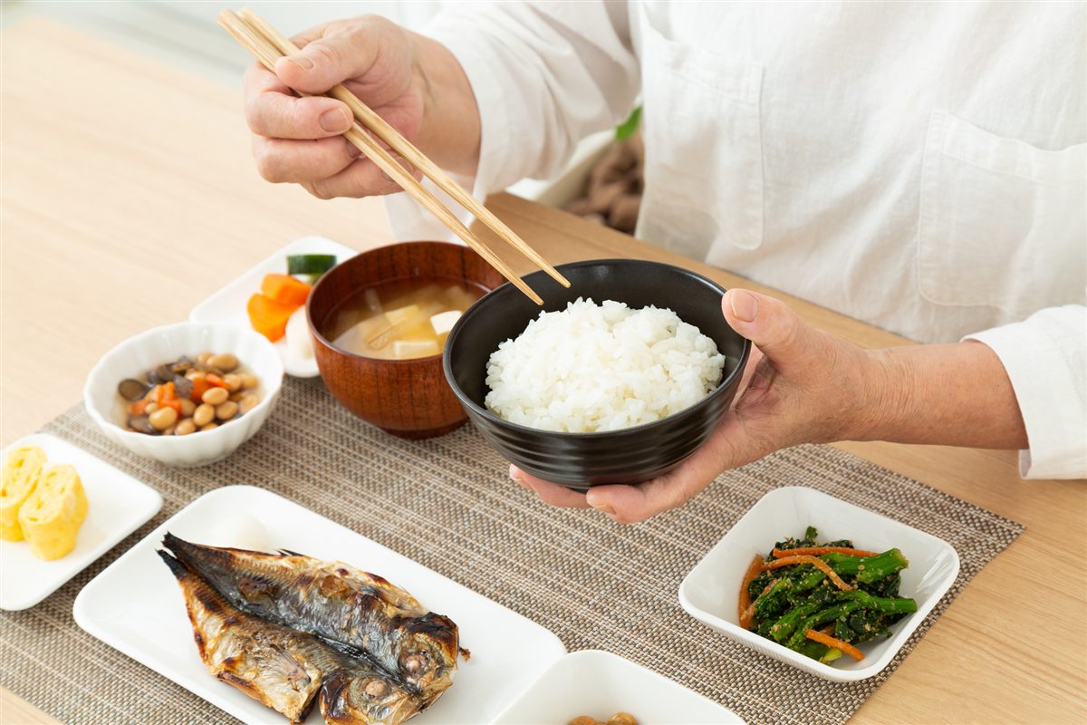 ホームで用意した和食の食卓